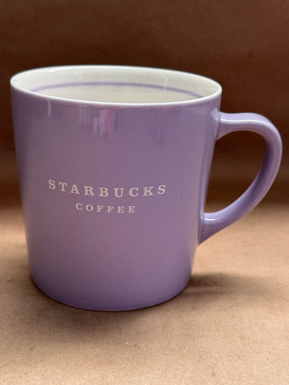 VTG Starbucks 2004 Lavender Coffee Mug. 14 fl oz.